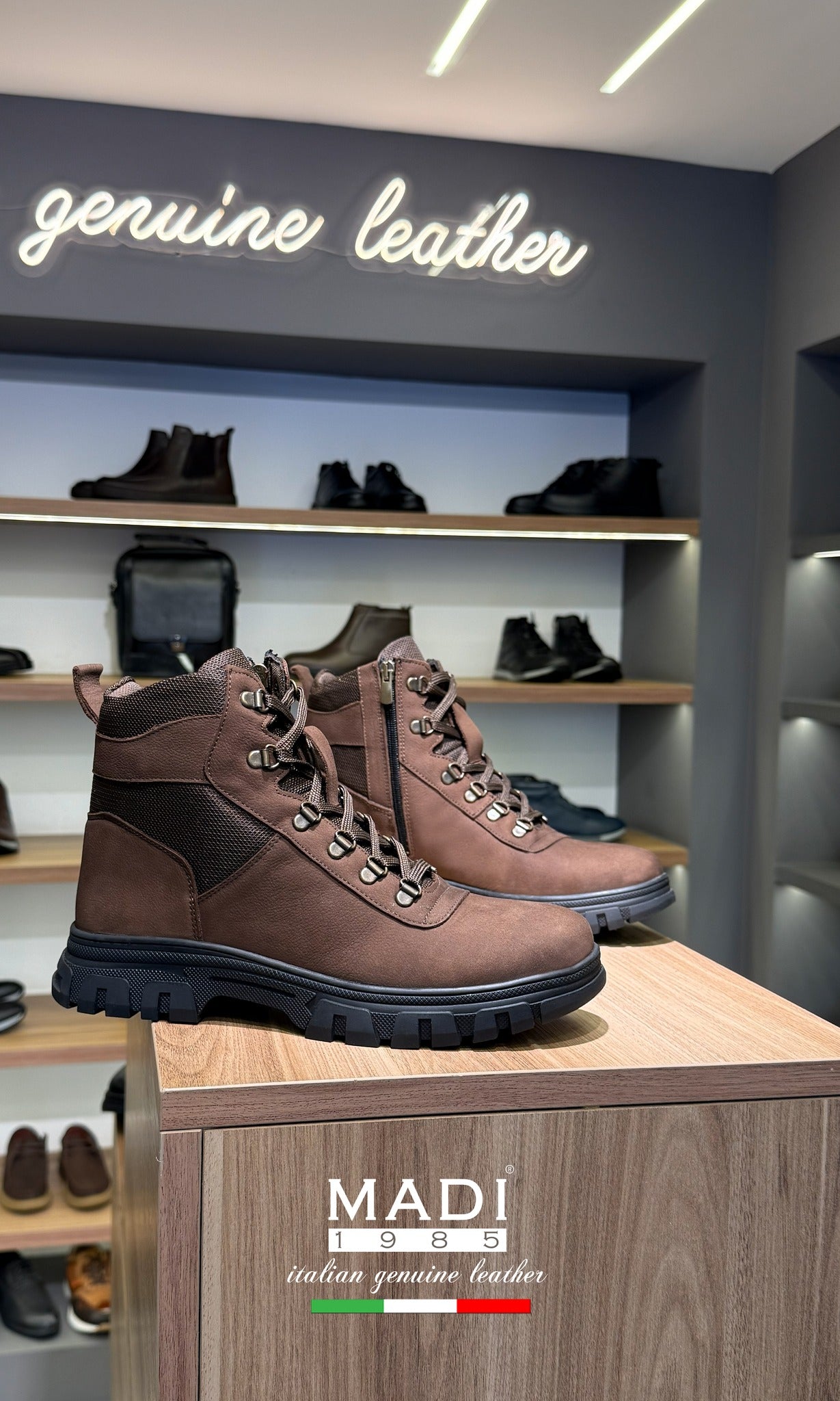 Punto 398209 Brown