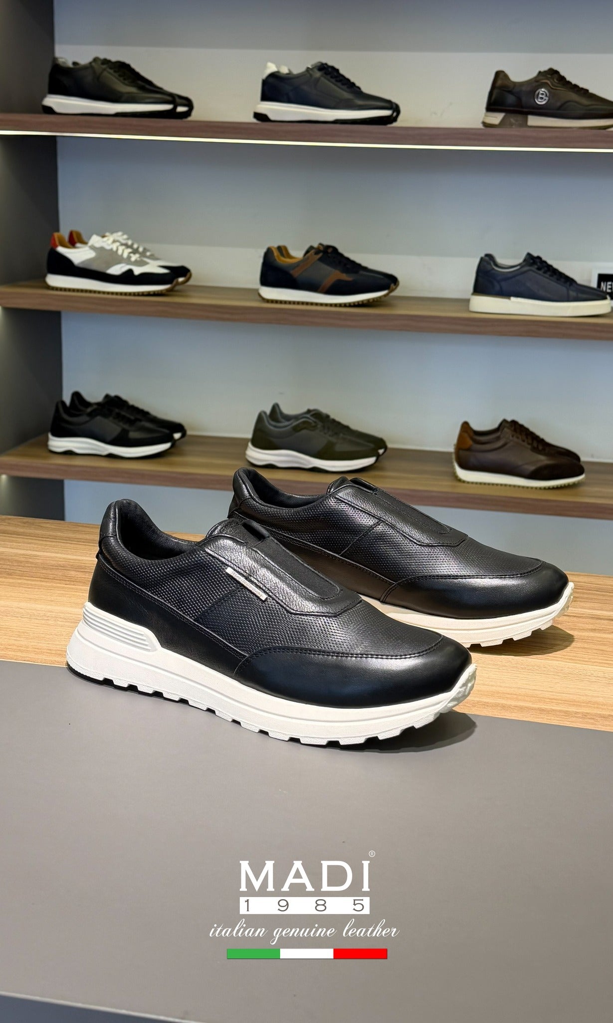 Italiano 18011 Black