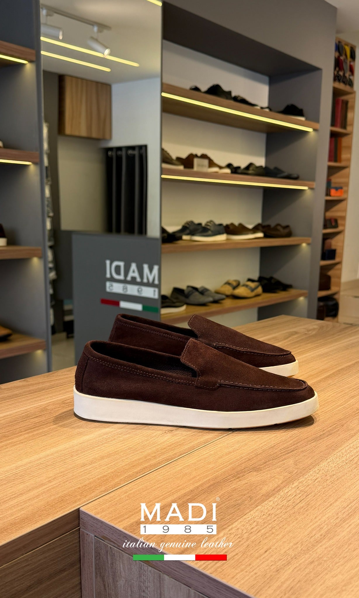 Italiano 6626 Brown