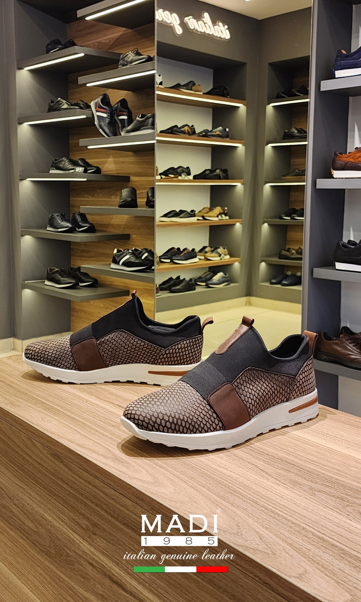 Royal Land Texture Brown