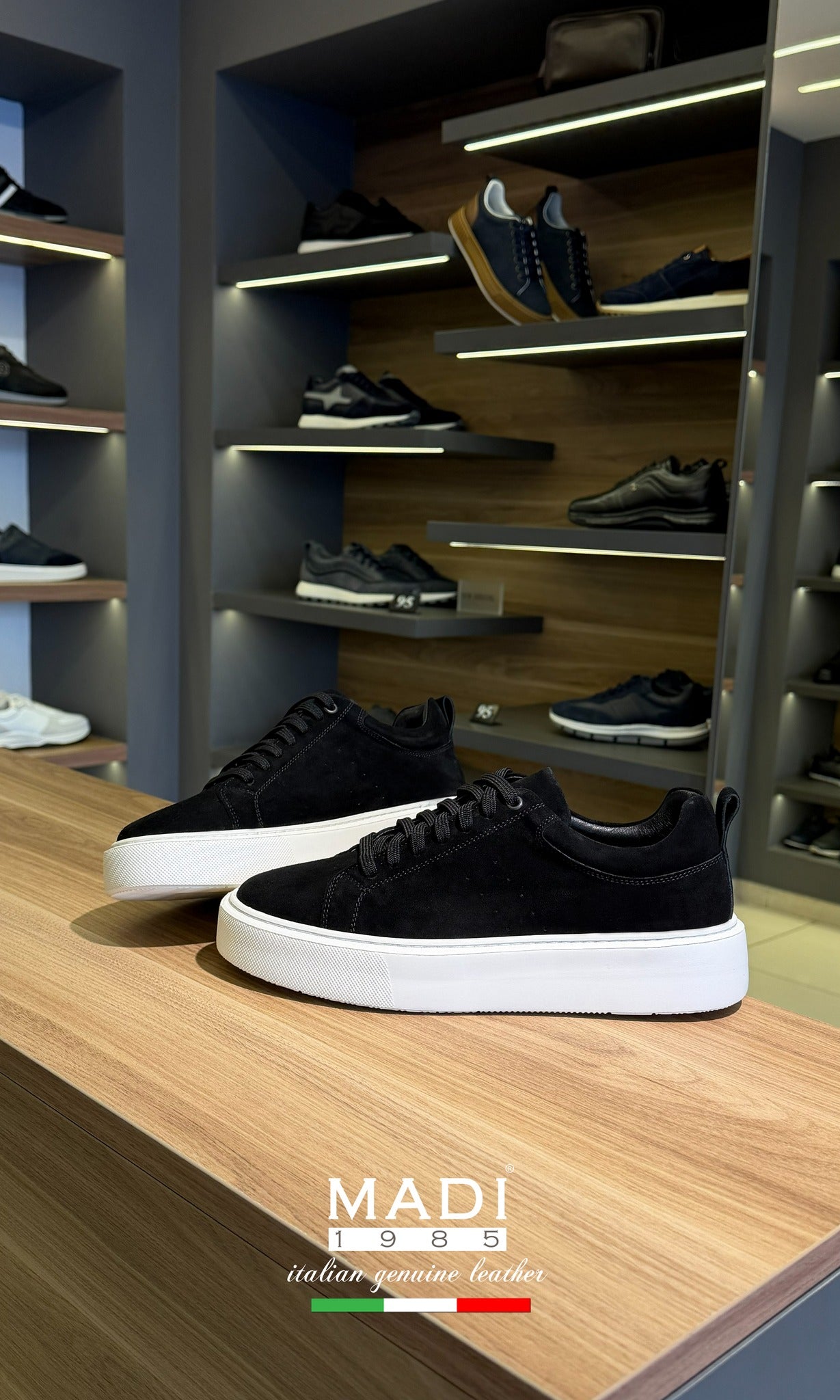 Mb 614560 Black