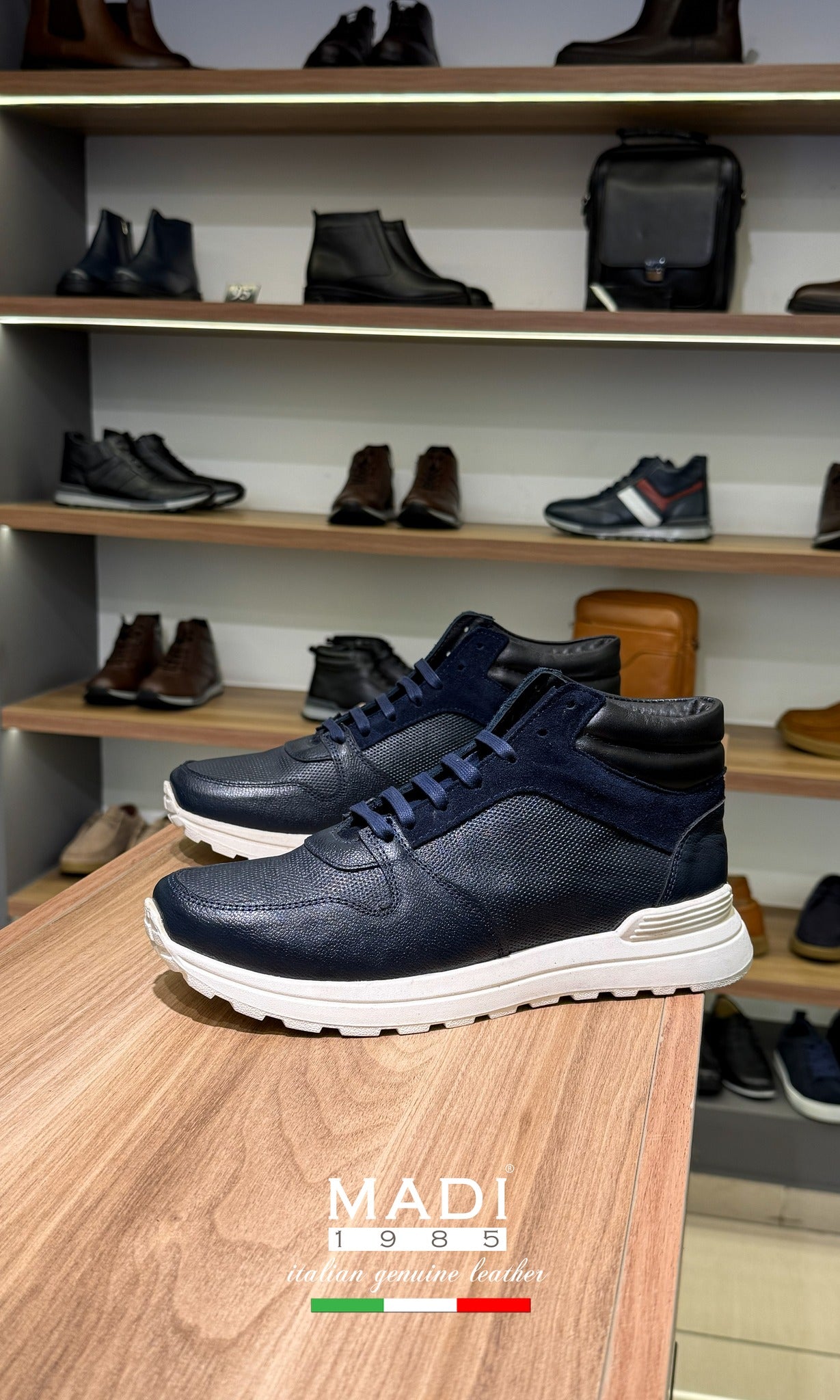 Italiano EV20 Navy