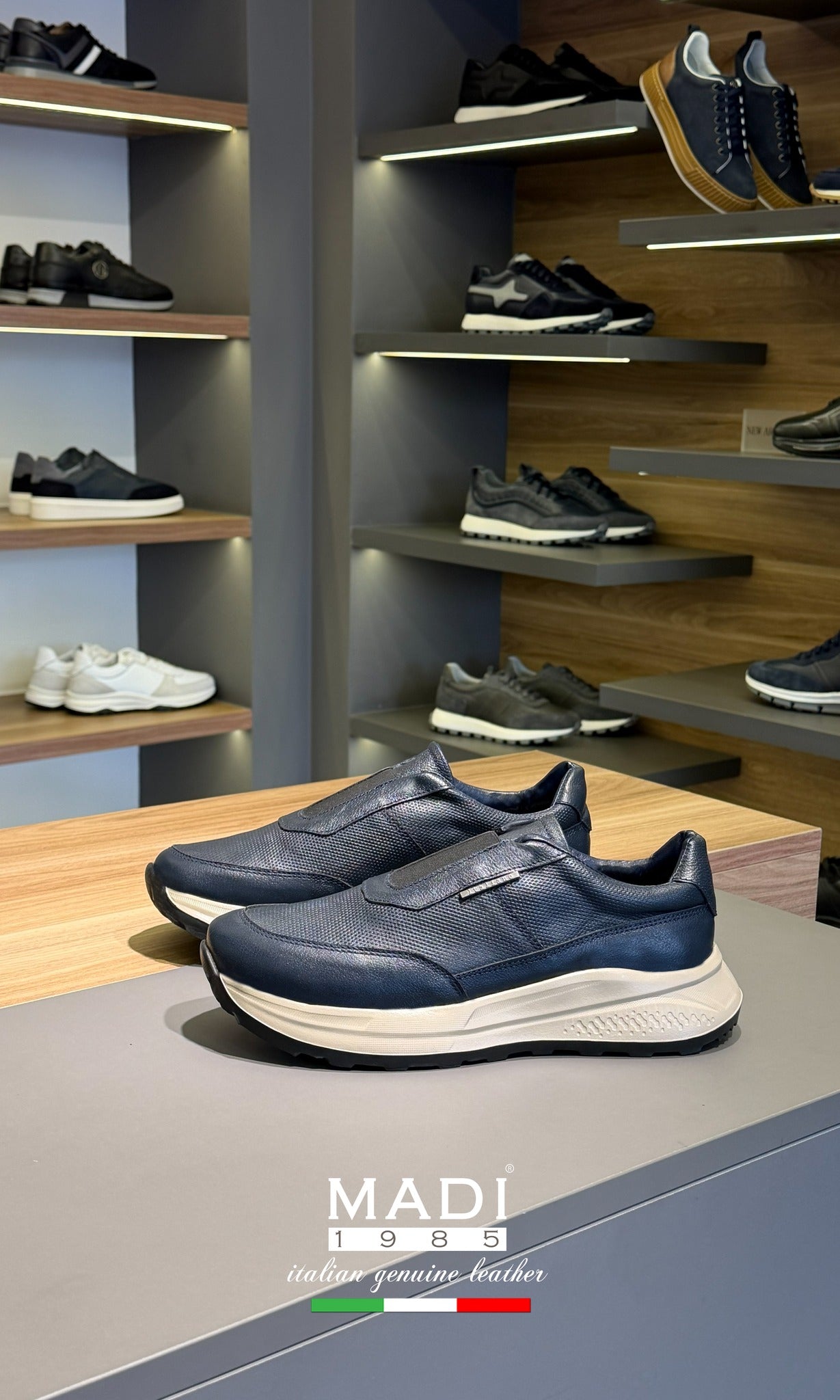 Italiano EV18011 Navy