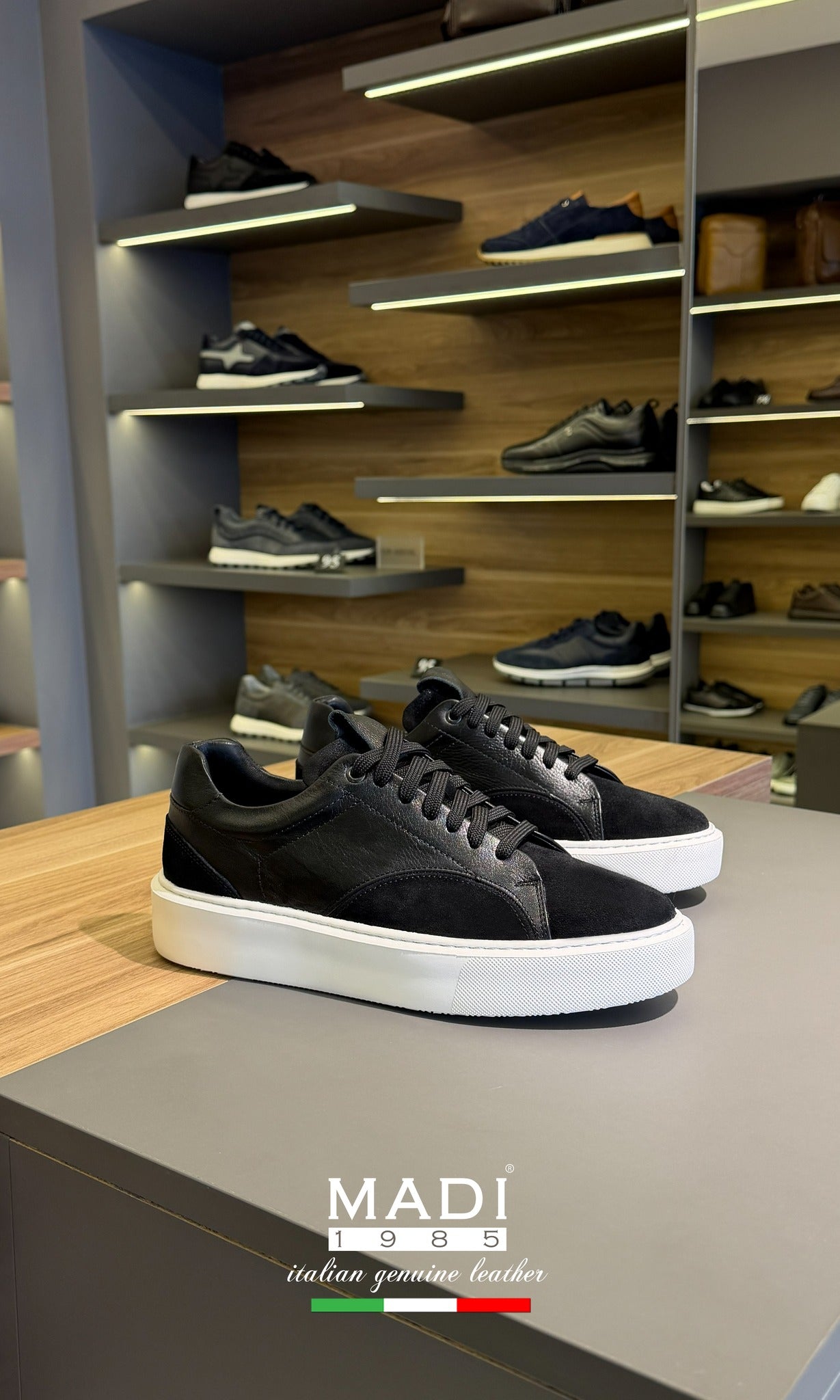Mb 6141480 Black