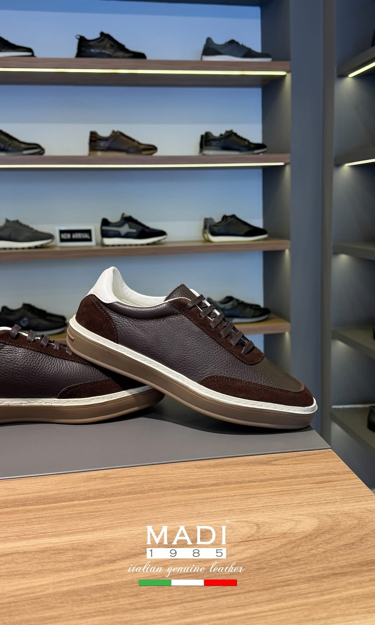 Italiano 2502 Brown