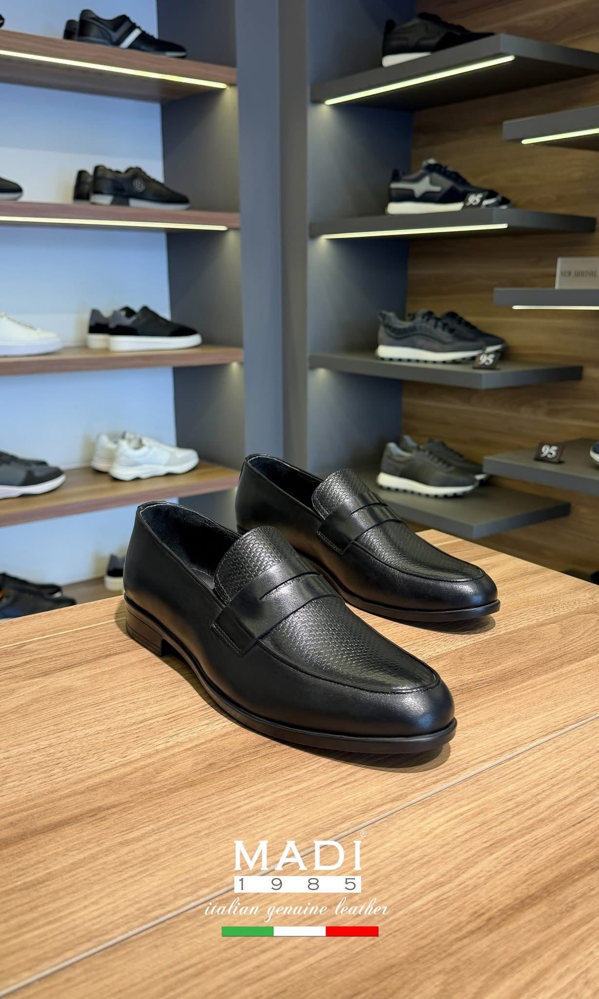 Italiano 119 Black