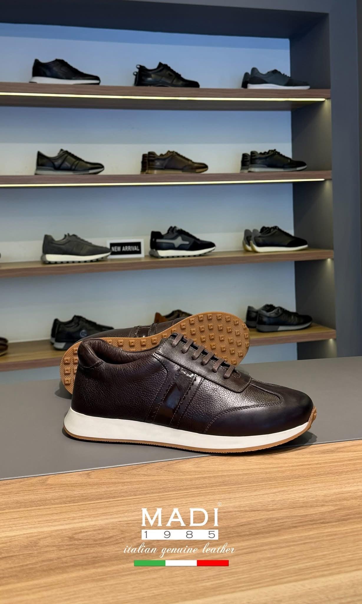 Italiano 324 Brown