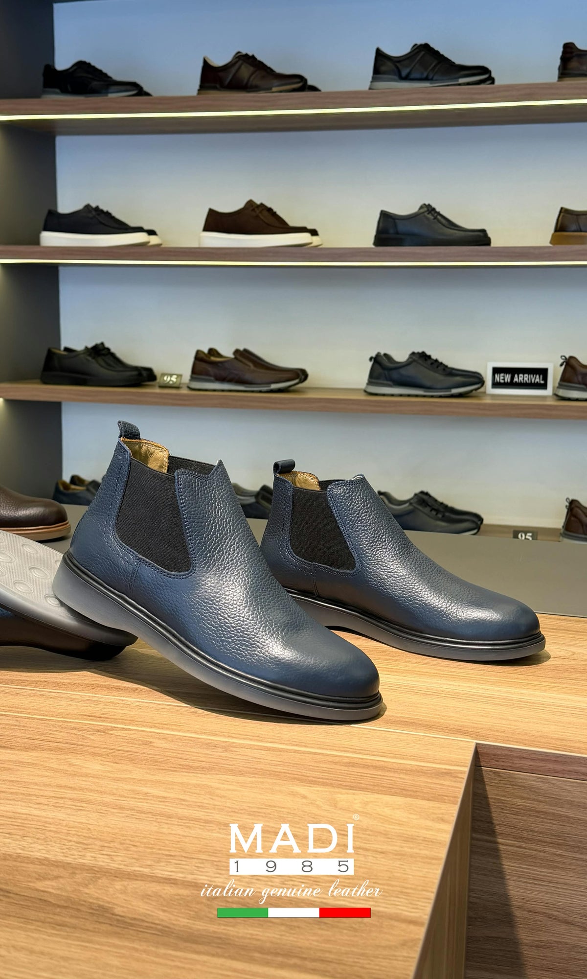 3032 Navy Leather